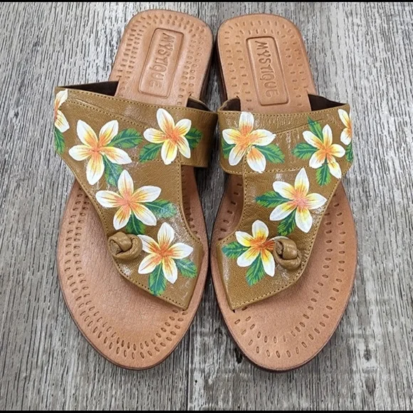 Mystique Boutique Hand Painted Leather Sandal - Picture 1 of 3
